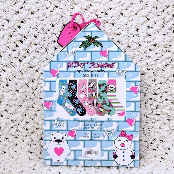 NWT Betsey Johnson® | Pink & Blue 'Xo' Polar Bear Penguin Six-Pair Socks Set - Picture 4 of 4